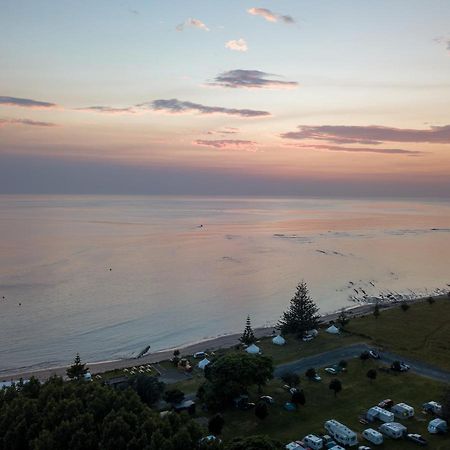 Hotel Tatapouri Bay à Gisborne Extérieur photo